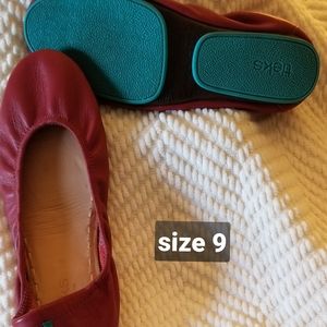 Tieks Cardinal Red Flat size 9